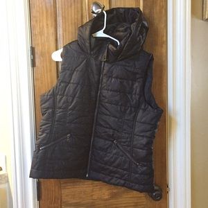 New York and company black hooded vest